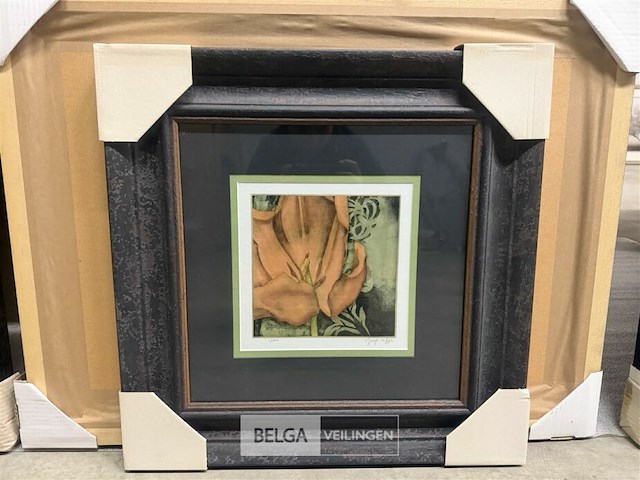 Prentkunst ethereal tulips ii - afbeelding 1 van  1