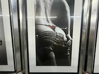 Prentkunst red string - afbeelding 1 van  1