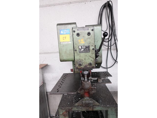 Pres mubea - afbeelding 2 van  10