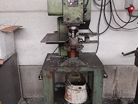 Pres mubea - afbeelding 1 van  10