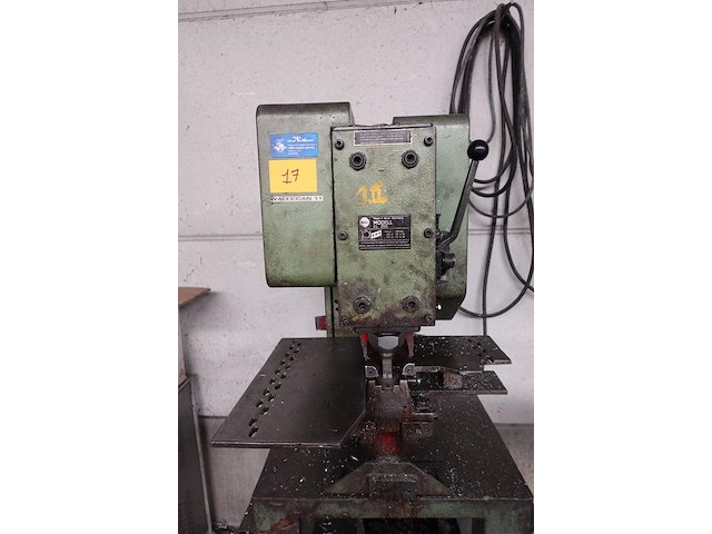 Pres mubea - afbeelding 5 van  10