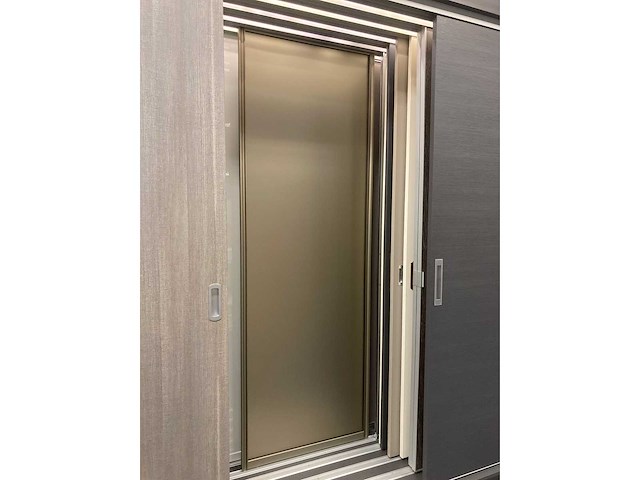 Presentatie blok mat alle inhoud (dressigs en schuifdeuren) - afbeelding 3 van  51