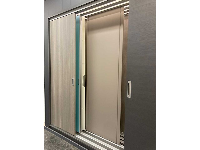 Presentatie blok mat alle inhoud (dressigs en schuifdeuren) - afbeelding 9 van  51