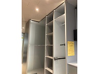 Presentatie blok mat alle inhoud (dressigs en schuifdeuren) - afbeelding 26 van  51