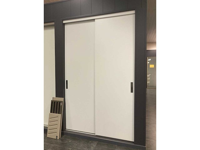 Presentatie blok mat alle inhoud (dressigs en schuifdeuren) - afbeelding 44 van  51