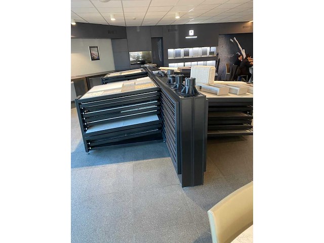 Presentatie meubel - afbeelding 1 van  9