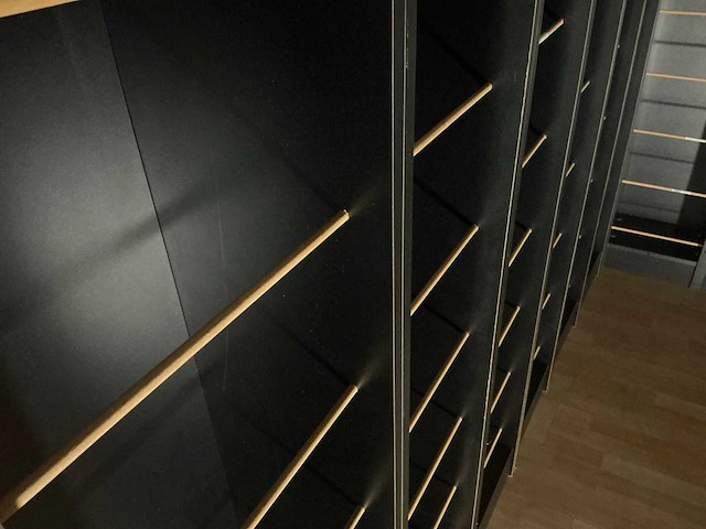 Presentatie rek (2x) - afbeelding 2 van  3