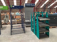 Presentatie rek diverse modellen (7x) - afbeelding 1 van  4