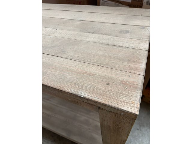 Presentatie tafel in wrakhout - afbeelding 1 van  2