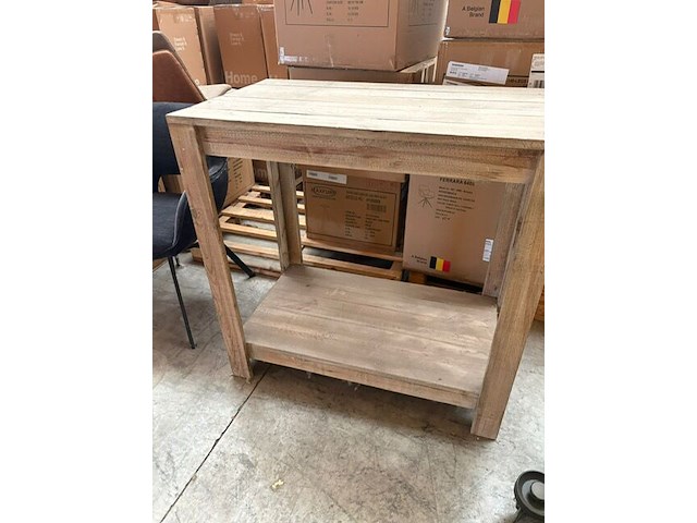 Presentatie tafel in wrakhout - afbeelding 2 van  2