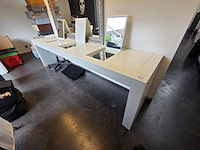 Presentatie tafel met spiegels - afbeelding 1 van  7