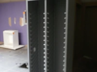 Presentatiekast + metalen tafel met glazen blad - afbeelding 2 van  4