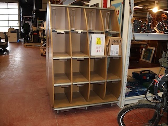 Presentatiemeubel wijn - afbeelding 4 van  5