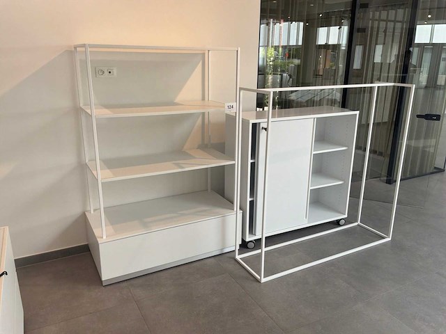 Presentatierek en kast - afbeelding 1 van  4