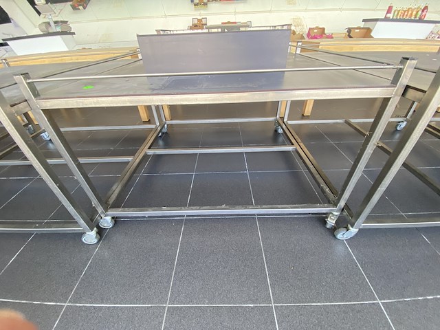 Presentatietafels op wielen (2st) - afbeelding 3 van  4