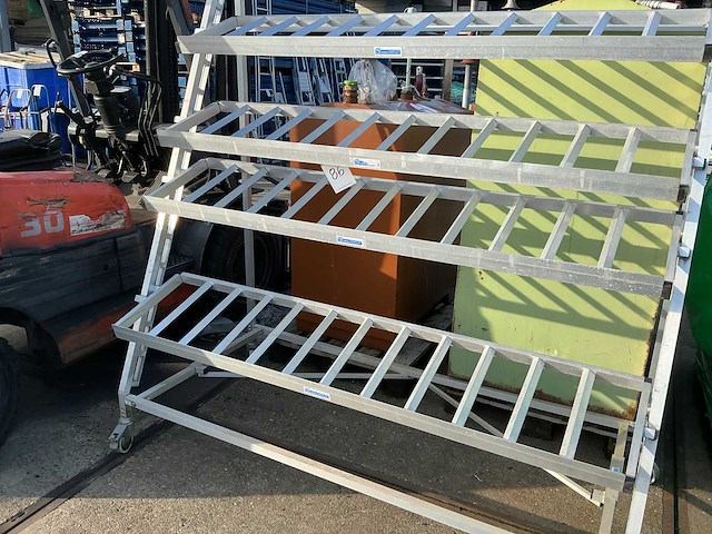 Presenteer mobiele fruitkist rek - afbeelding 1 van  2