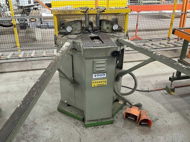 Pressa eisele 2000 hoekenpers - afbeelding 1 van  1