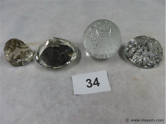 Presse papier 4 stuks - afbeelding 1 van  3