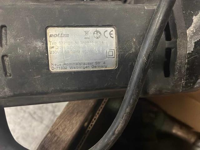 Pressmachine, slagmoersleutel en heteluchtpistool - afbeelding 5 van  5