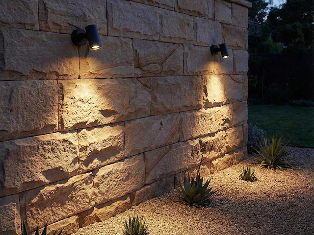 Prikspot modern gu10 fitting draaibaar waterdicht (12x) - afbeelding 1 van  6