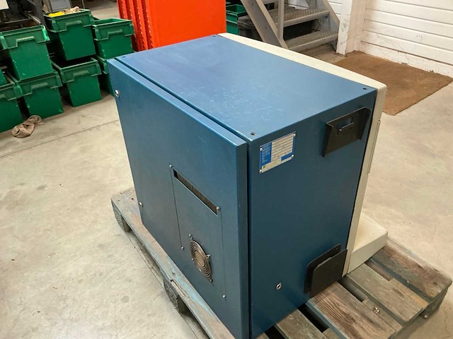 Prima electronics primach 9000l bedieningsmonitor - afbeelding 3 van  4