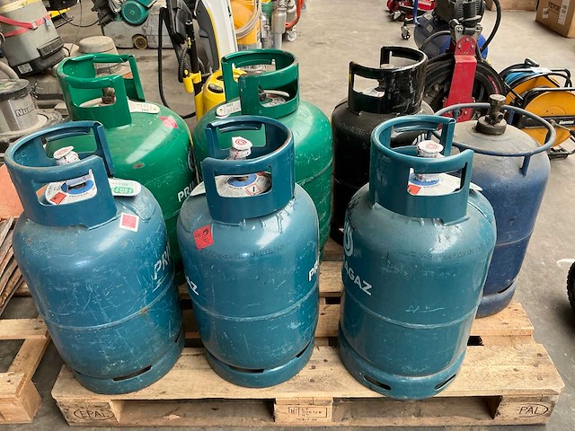 Primagaz diverse propaan gasflessen (7x) - afbeelding 1 van  4