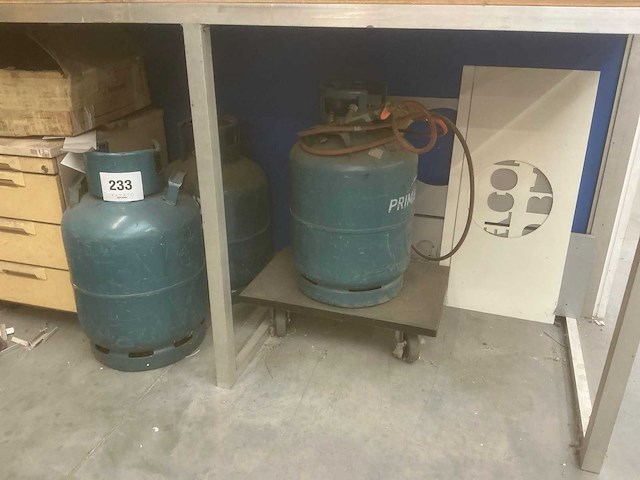 Primagaz gasflessen (3x) - afbeelding 1 van  4