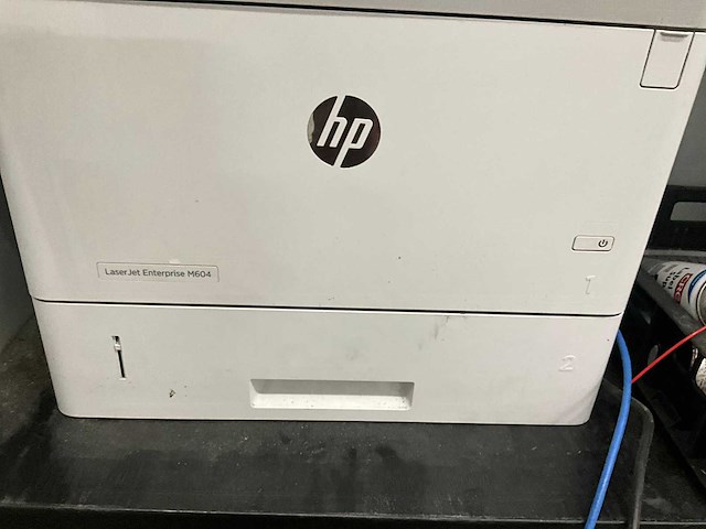 Printer hp en werkmeubilair - afbeelding 13 van  18