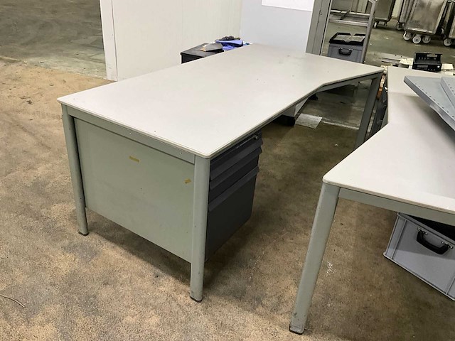 Printer hp en werkmeubilair - afbeelding 3 van  16