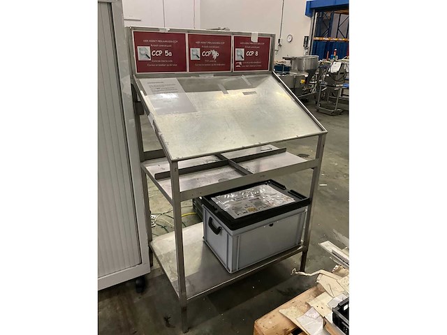 Printer hp en werkmeubilair - afbeelding 14 van  16