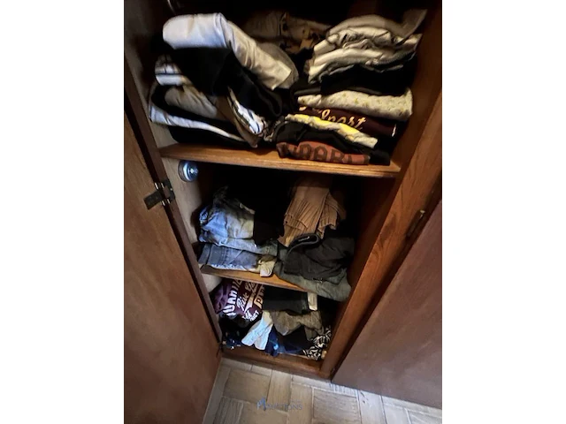 Privé inboedel - afbeelding 139 van  167