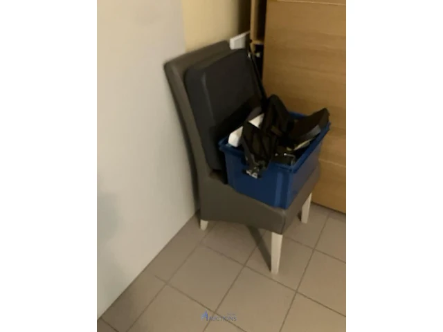 Privé inboedel - afbeelding 41 van  216