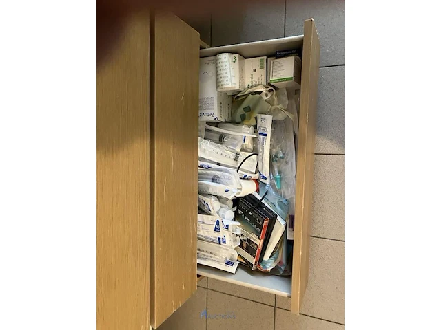Privé inboedel - afbeelding 69 van  216