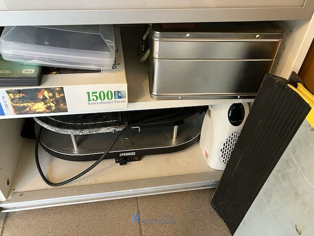 Privé inboedel - afbeelding 182 van  216