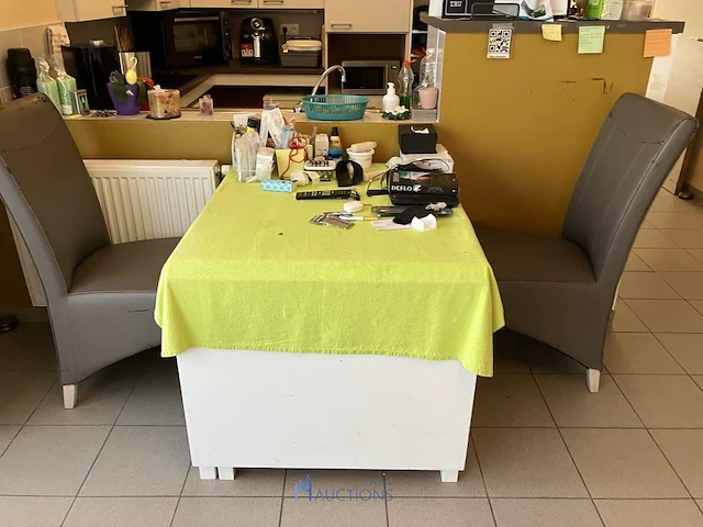 Privé inboedel - afbeelding 201 van  216