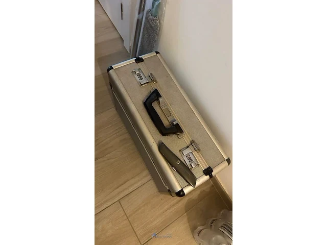 Privé inboedel - afbeelding 11 van  25