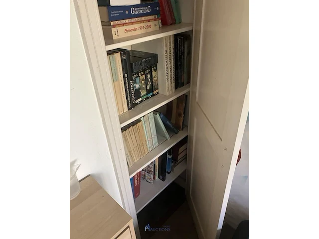 Privé inboedel - afbeelding 100 van  235