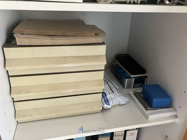 Privé inboedel - afbeelding 101 van  235