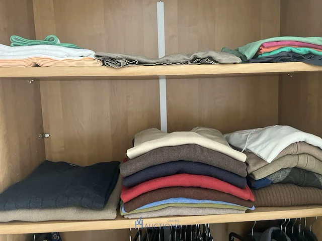 Privé inboedel - afbeelding 114 van  235