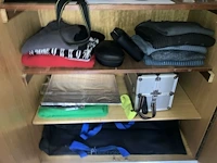 Privé inboedel - afbeelding 144 van  235