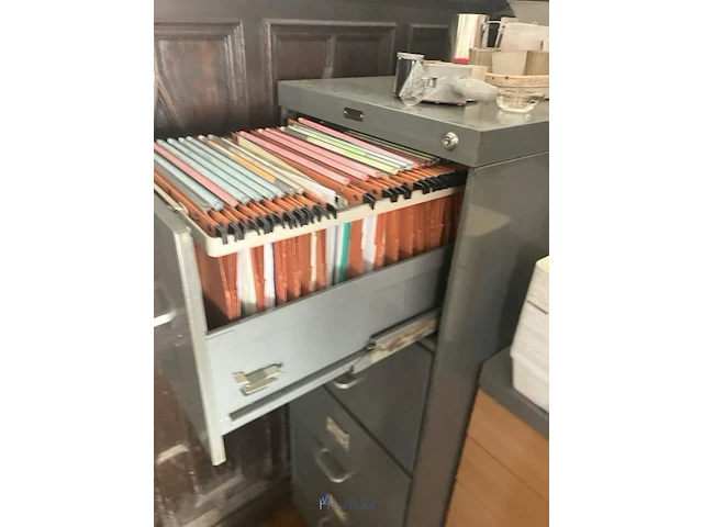 Privé inboedel - afbeelding 185 van  235