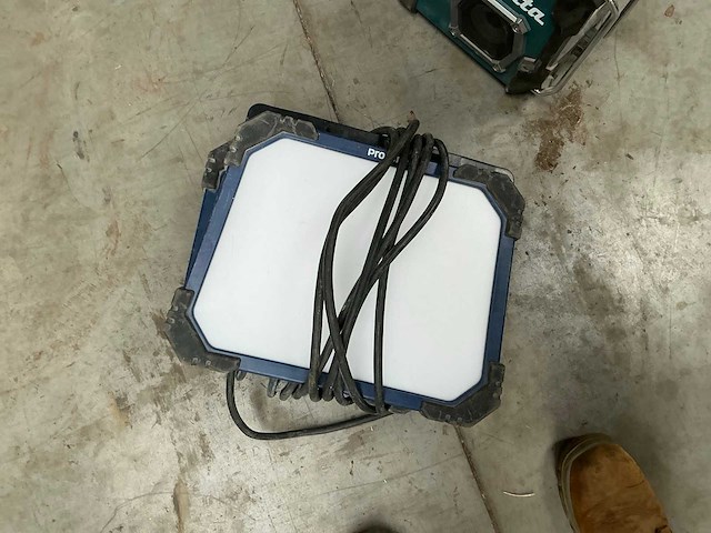 Pro-one bouwlamp (2x) - afbeelding 1 van  2