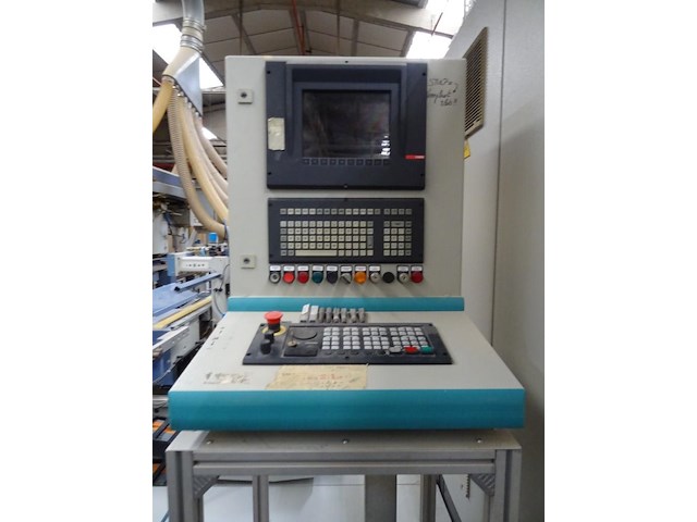 Productiestraat infrezen deurbladen - afbeelding 5 van  26