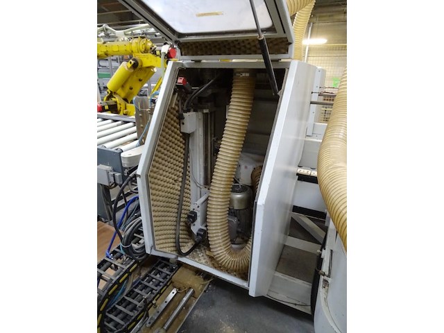 Productiestraat infrezen deurbladen - afbeelding 9 van  26