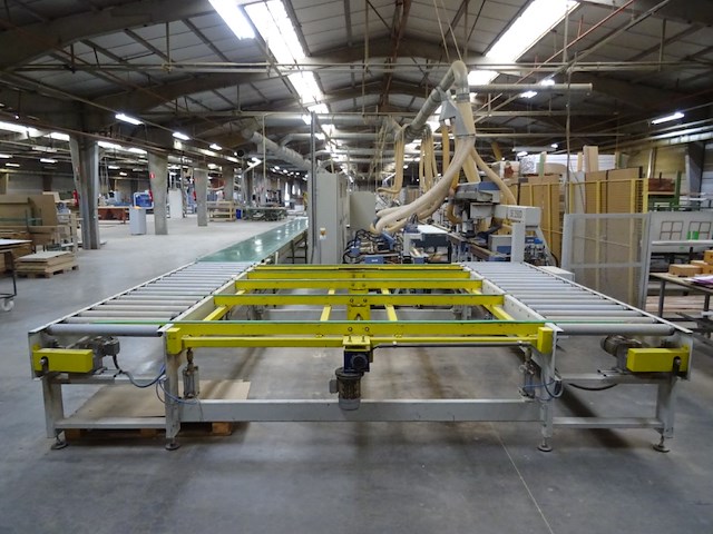 Productiestraat infrezen deurbladen - afbeelding 12 van  26