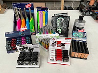 Prof & champ diverse aanstekers in display (173x) - afbeelding 1 van  9