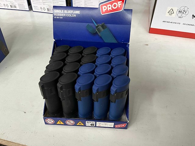 Prof diverse aanstekers in display (116x) - afbeelding 3 van  7