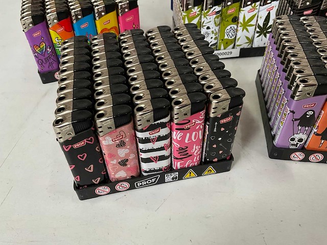 Prof diverse aanstekers in display (348x) - afbeelding 2 van  8