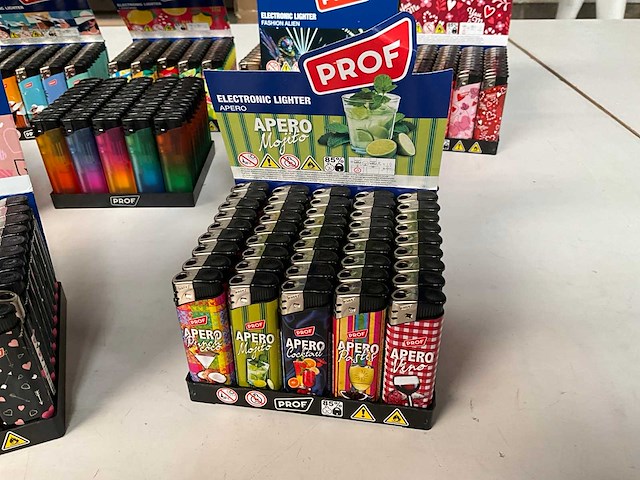 Prof diverse aanstekers in display (449x) - afbeelding 3 van  5