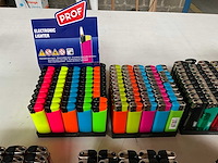 Prof diverse aanstekers in display (470x) - afbeelding 1 van  5